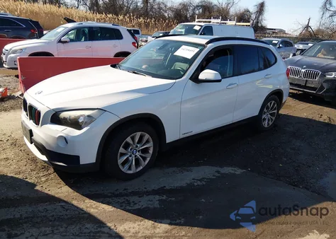 2013 BMW X1 xDrive28I из США, поврежденный, VIN WBAVL1C52DVR84011